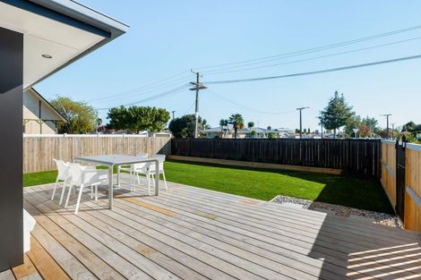 Photo of property in 42 Vardon Road, St Andrews, Hamilton, 3200