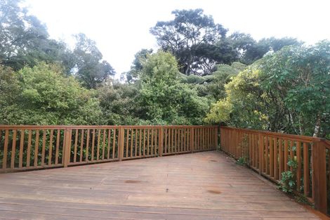 Photo of property in 10 Celeste Place, Totara Vale, Auckland, 0627