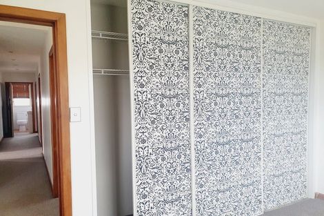 Photo of property in 30 Golf Road, New Lynn, Auckland, 0600