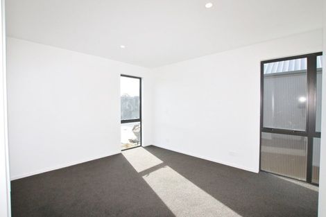 Photo of property in 2b Otaimako Place, Mangere, Auckland, 2022