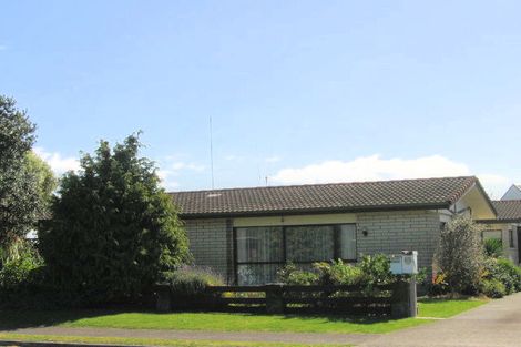 Photo of property in 15 Seaspray Drive, Mount Maunganui, 3116