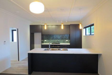 Photo of property in 66 Govett Avenue, Frankleigh Park, New Plymouth, 4310