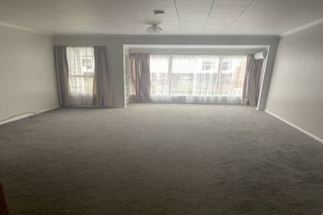 Photo of property in 30f2- Whitley Avenue, Ebdentown, Upper Hutt, 5018