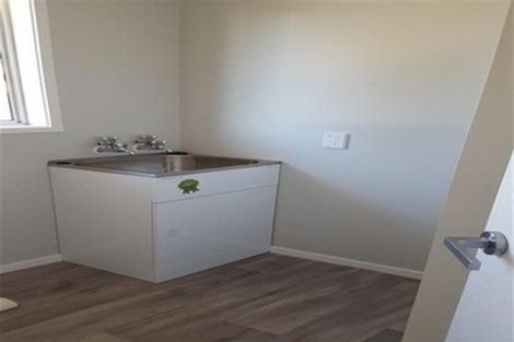 Photo of property in 18 Mcshane Street, Pukekohe, 2120