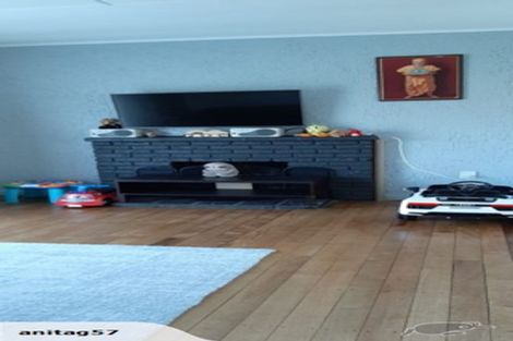 Photo of property in 1/127 Portage Road, New Lynn, Auckland, 0600