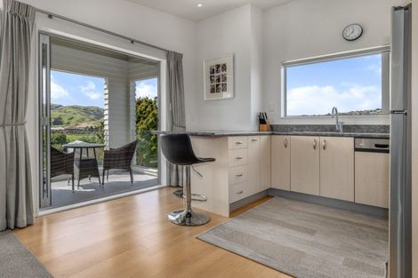 Photo of property in 5a Motuhara Road, Plimmerton, Porirua, 5026