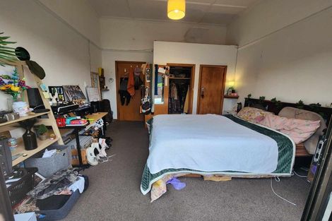 Photo of property in 17 Rua Street, Lyall Bay, Wellington, 6022