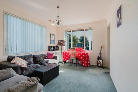 Photo of property in 16 Callum Brae Drive, Rototuna, Hamilton, 3210