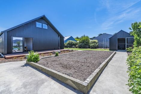 Photo of property in 16 Glen Oak Drive, Kirwee, Darfield, 7571