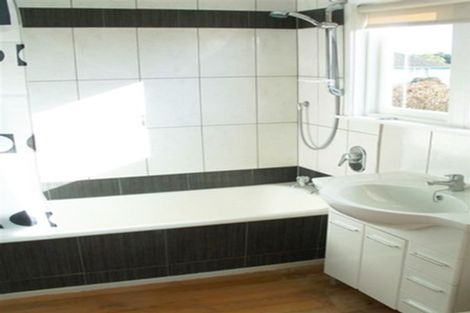 Photo of property in 11 Edinburgh Street, Tuakau, 2121