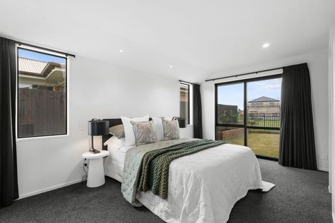 Photo of property in 28 Pistacia Place, Hornby, Christchurch, 8025