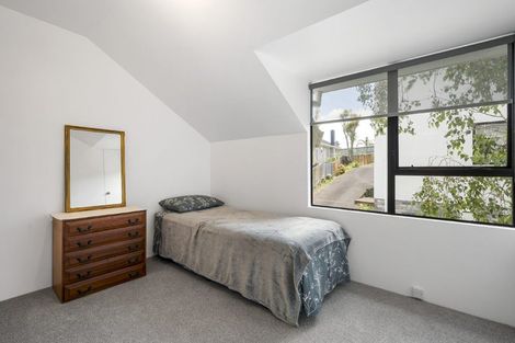 Photo of property in 3/27 Sunnynook Road, Forrest Hill, Auckland, 0620