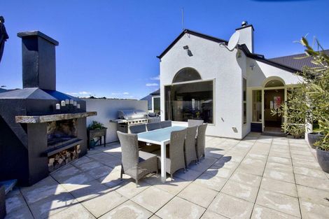 Photo of property in 66 Hensman Road, Queenstown, 9300