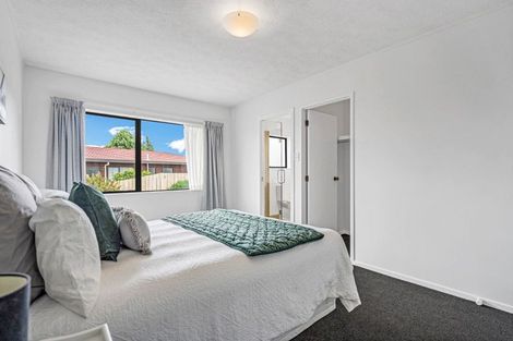 Photo of property in 25 Septimus Place, Henderson, Auckland, 0612