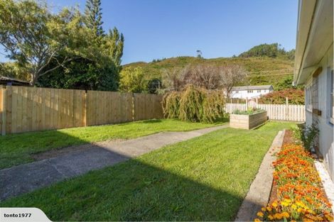 Photo of property in 32 Petherick Street, Taita, Lower Hutt, 5011