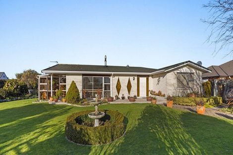 Photo of property in 14 Rata Street, Hawera, 4610