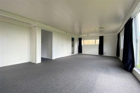 Photo of property in 165 Waimumu Road, Massey, Auckland, 0614