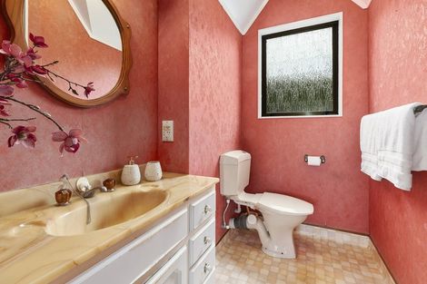 Photo of property in 64 Woodman Drive, Tawa, Wellington, 5028