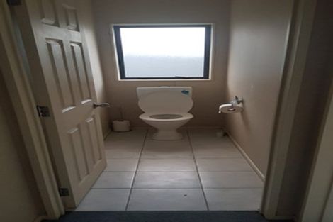 Photo of property in 3 Boderg Way, East Tamaki, Auckland, 2016