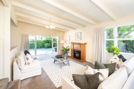 Photo of property in 10 Gillean Street, Havelock North, 4130