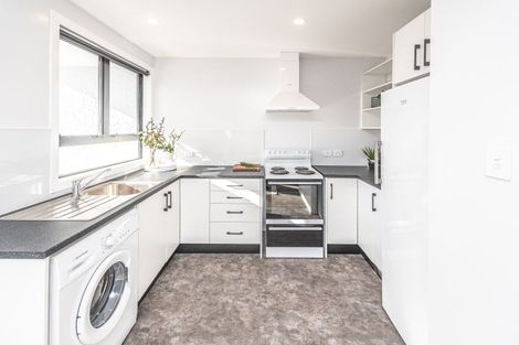 Photo of property in 1 Kupe Place, Castlecliff, Whanganui, 4501