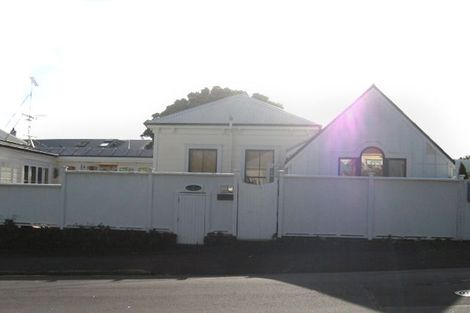 Photo of property in 1a Mays Street, Devonport, Auckland, 0624