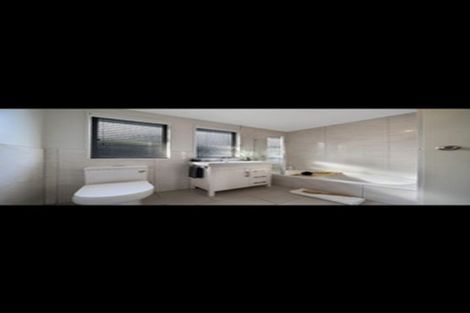 Photo of property in 1/14 Moxham Grove, Massey, Auckland, 0614