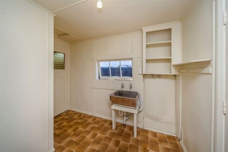 Photo of property in 371 Waihi Road, Normanby, Hawera, 4614