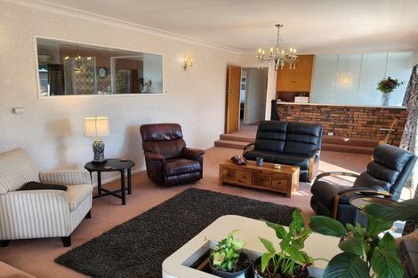 Photo of property in 4 Aotea Place, Chedworth, Hamilton, 3210