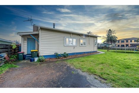 Photo of property in 1/52 Jellicoe Road, Manurewa, Auckland, 2102
