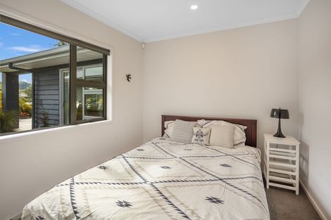 Photo of property in 1 Bravo Place, Whitianga, 3510