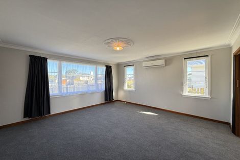 Photo of property in 25 Battiscombe Terrace, Waitara, 4320