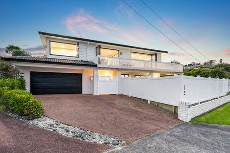 Photo of property in 2/33 Parr Terrace, Castor Bay, Auckland, 0620