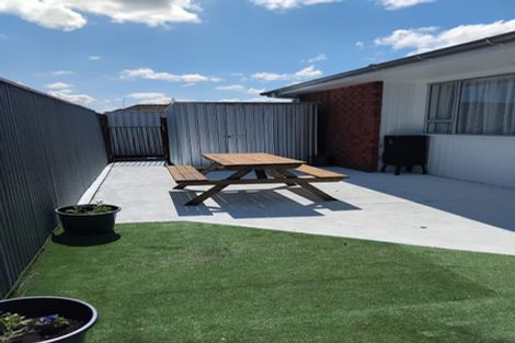 Photo of property in 70a Featherston Street, Takaro, Palmerston North, 4412