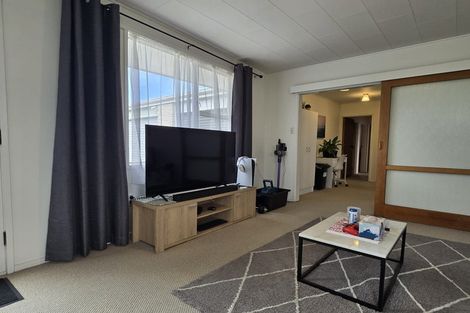 Photo of property in 4/414 Saint Aubyn, Hastings, 4122