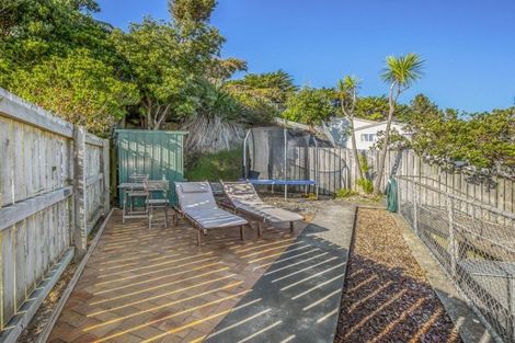 Photo of property in 1 The Spinney, Titahi Bay, Porirua, 5022