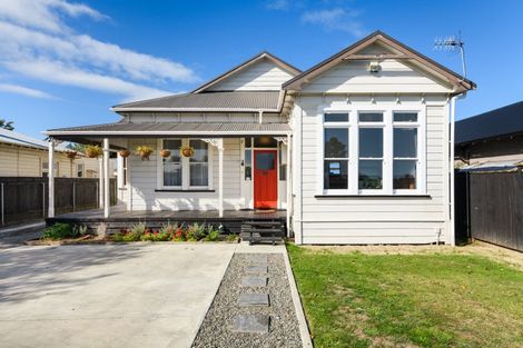 Photo of property in 84 Featherston Street, Takaro, Palmerston North, 4412