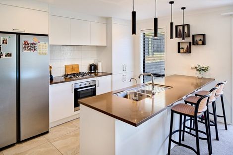 Photo of property in 6 Topsail Way, Whitby, Porirua, 5024