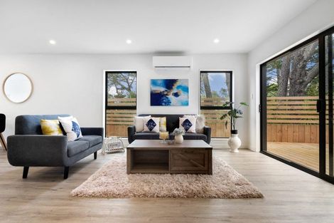 Photo of property in 89a Oreil Avenue, West Harbour, Auckland, 0618