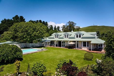 Photo of property in 8 Maungahina Road, Te Ore Ore, Masterton, 5886