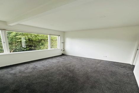 Photo of property in 92 Castor Bay Road, Castor Bay, Auckland, 0620