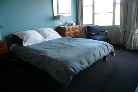 Photo of property in Grandstand Apartments, 80u8 Kent Terrace, Mount Victoria, Wellington, 6011