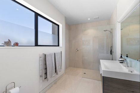 Photo of property in 36 Mckellar Drive, Jacks Point, Queenstown, 9371