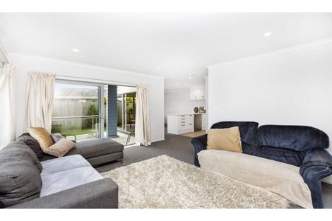 Photo of property in 11u1 Crosher Place, Silverdale, Hamilton, 3216