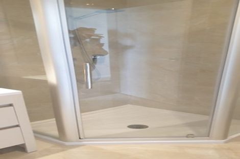 Photo of property in 11 Hoiho Road, Pukekohe, 2120