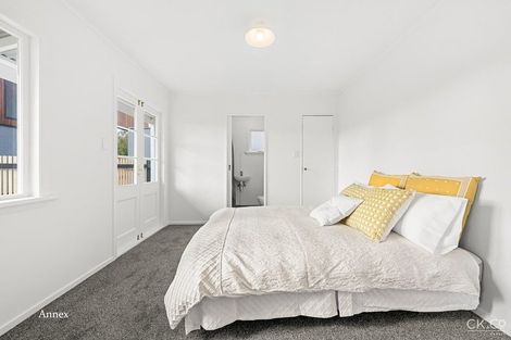 Photo of property in 64 Bell Road, Waiwhetu, Lower Hutt, 5010