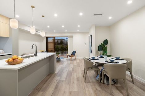Photo of property in 128 Vintry Drive, Kumeu, 0810