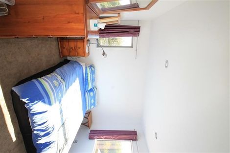 Photo of property in 36 Taipari Road, Te Atatu Peninsula, Auckland, 0610