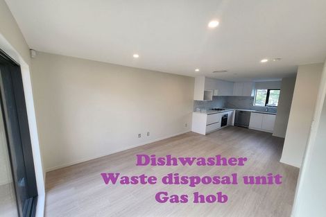 Photo of property in 105 Trias Road, Totara Vale, Auckland, 0629