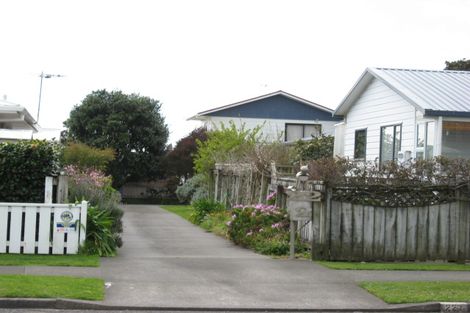 Photo of property in 1/22 Ellesmere Avenue, Bell Block, New Plymouth, 4312